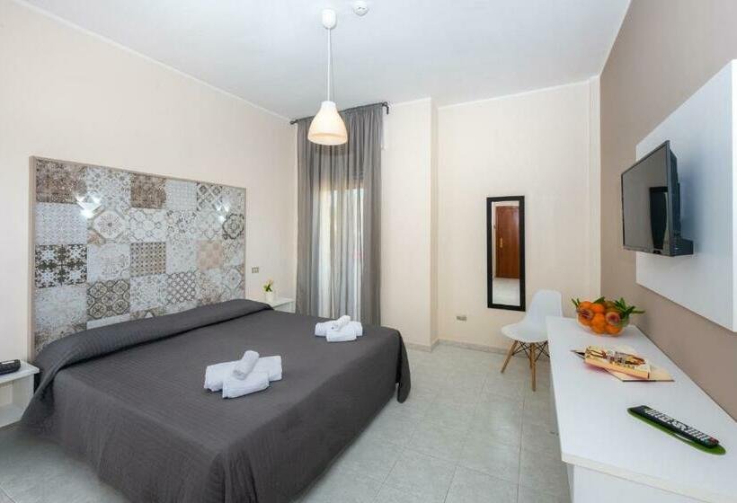 Номер Стандарт, Club Eloro