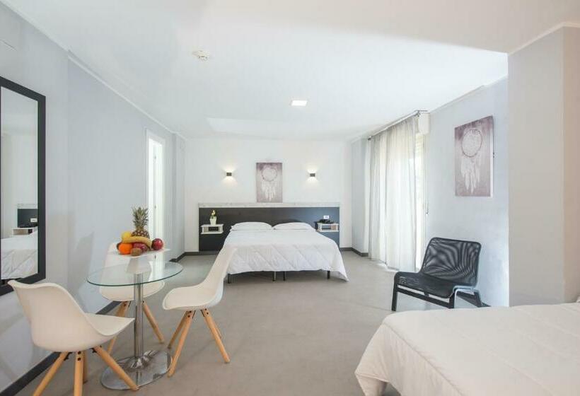 Номер Стандарт Трехместный, Club Eloro