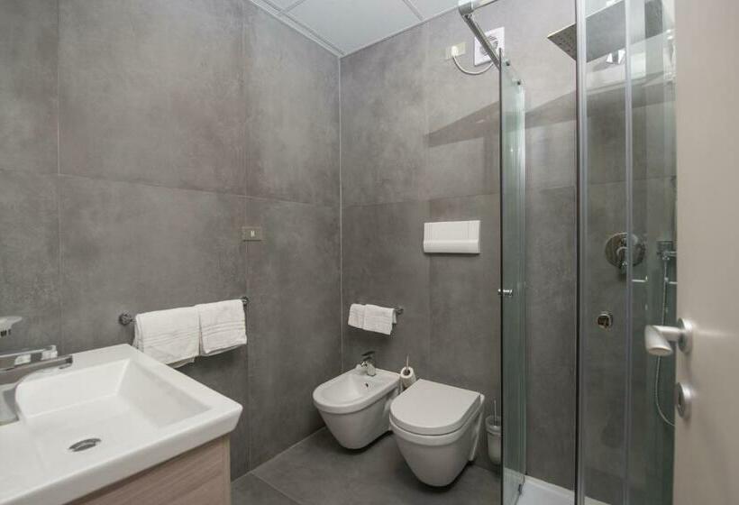 Четырехместный Номер Стандарт, Club Eloro