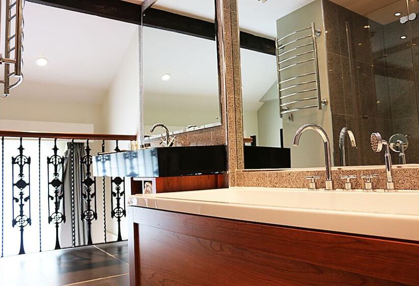 디럭스 룸, Doubletree By Hilton Hotel & Spa Liverpool