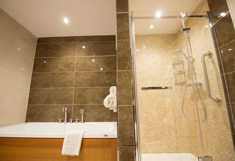 디럭스 룸, Doubletree By Hilton Hotel & Spa Liverpool