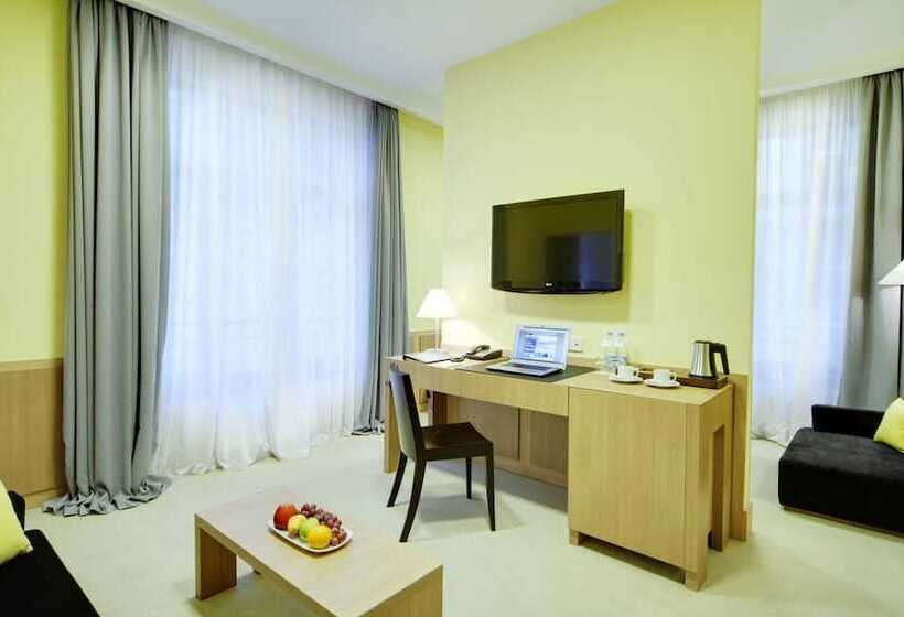 Полулюкс, Golden Tulip Rosa Khutor