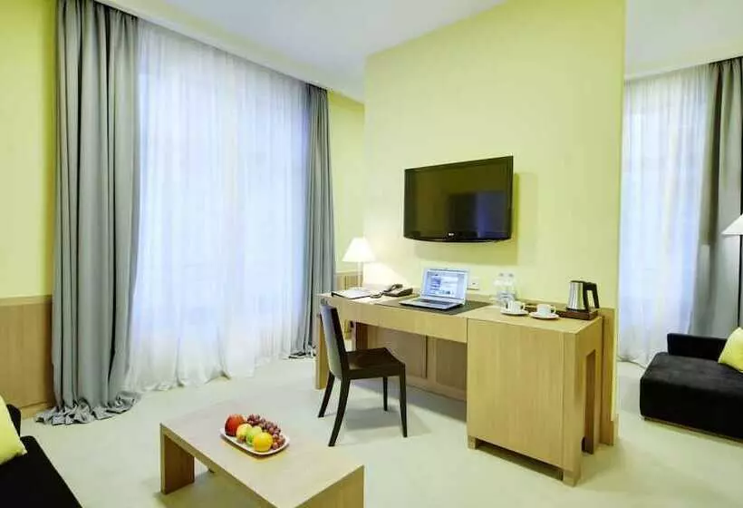 ジュニアスイート, Golden Tulip Rosa Khutor