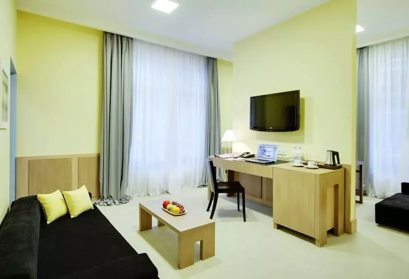 ジュニアスイート, Golden Tulip Rosa Khutor