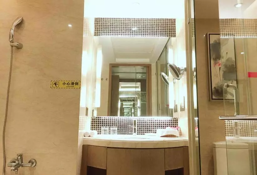 デラックスルーム, Guangzhou New Century