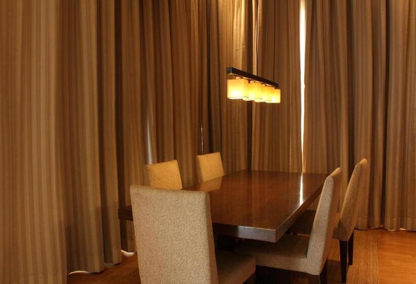 Президентский Люкс, Hyatt Hyderabad Gachibowli
