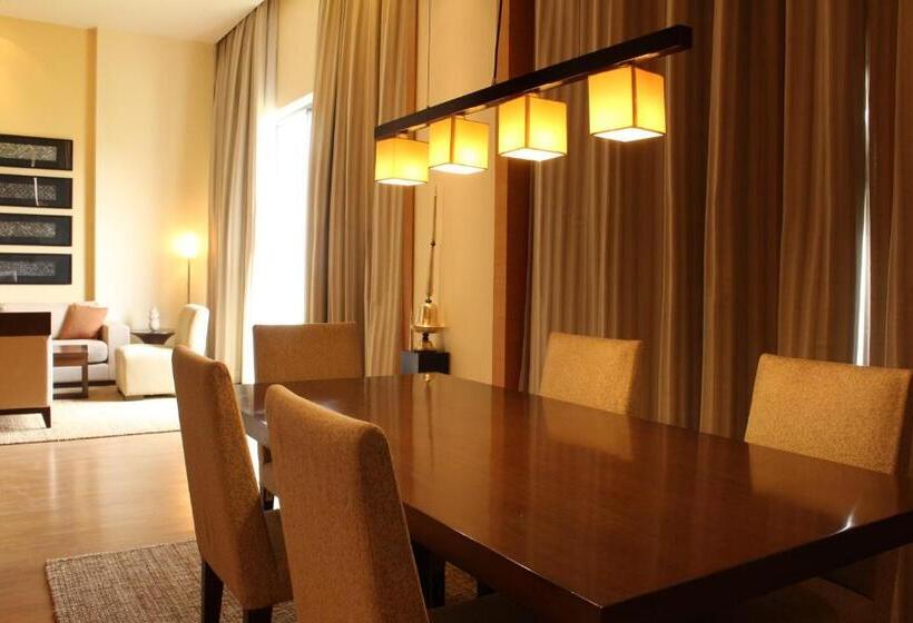 Президентский Люкс, Hyatt Hyderabad Gachibowli