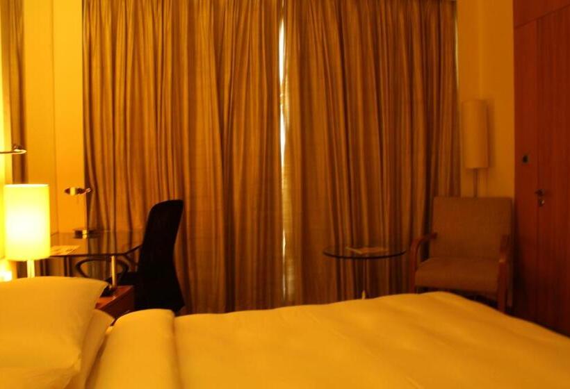 Стандартный Номер Кровать Кинг, Hyatt Hyderabad Gachibowli