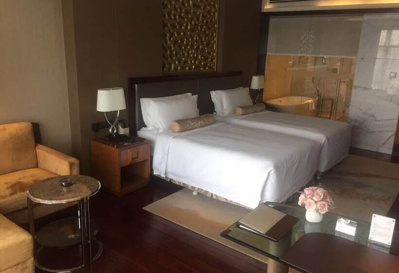 Номер Executive, Kempinski Hotel Taiyuan