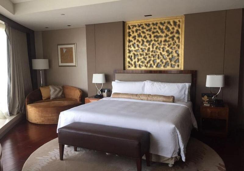 Номер Deluxe, Kempinski Hotel Taiyuan