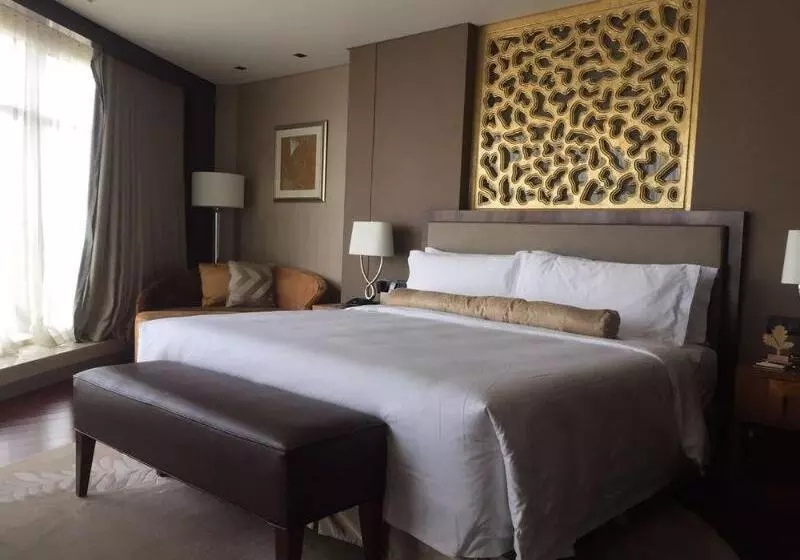 キングサイズベッドのエクゼクティブルーム, Kempinski Hotel Taiyuan