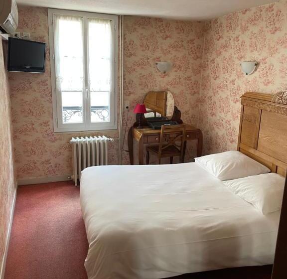 غرفة قياسية, Le Coq D'or