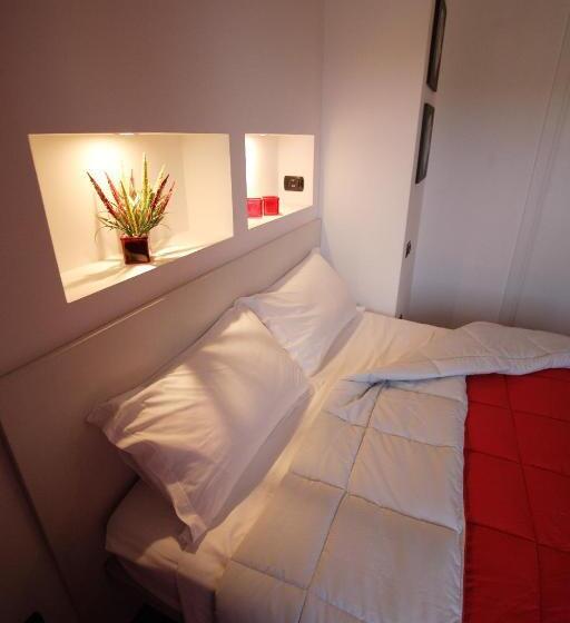 スタンダードシングルルーム, Le Formiche