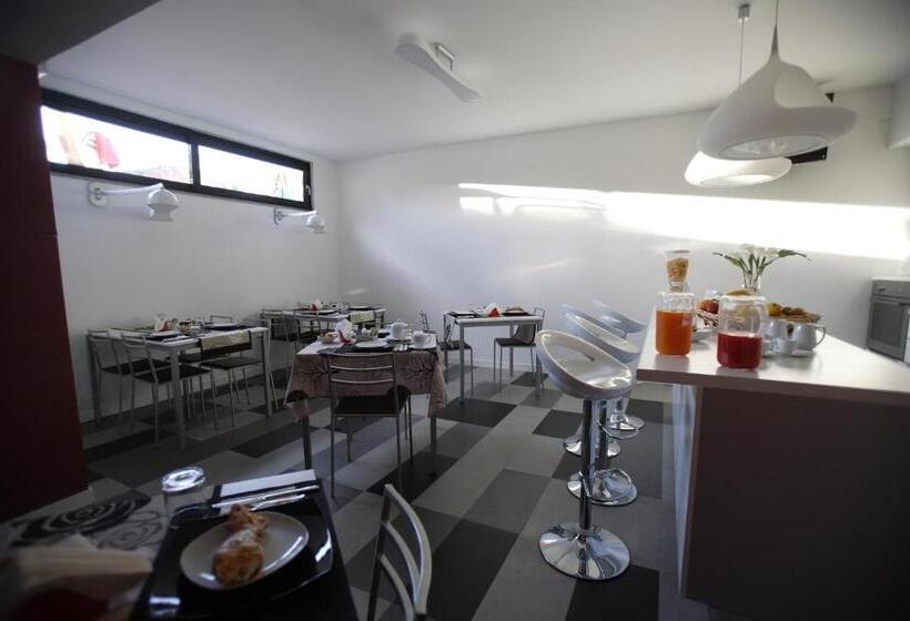 スタンダードルーム, Le Formiche