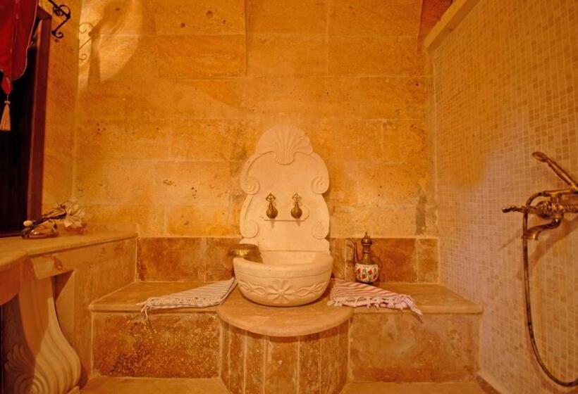 اتاق لوکس, Miras