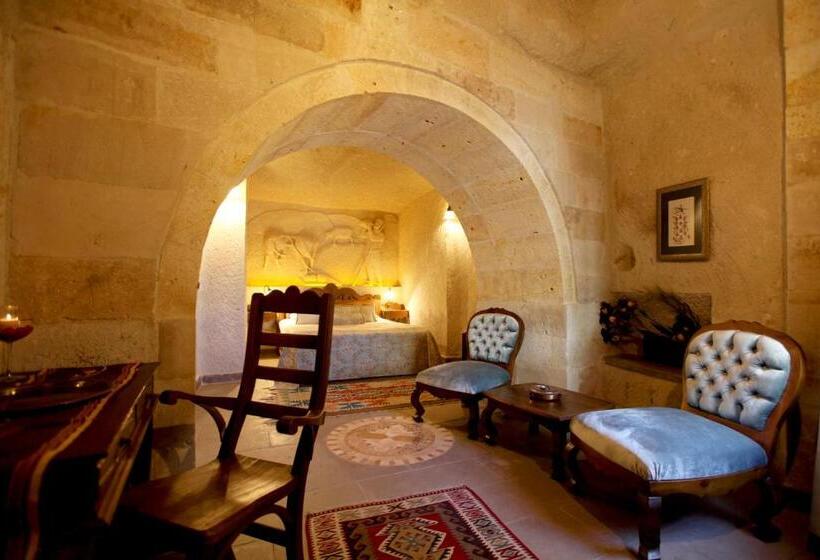 اتاق لوکس, Miras