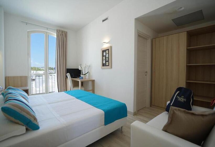 غرفة قياسية, Nicolaus Prime Il Gabbiano