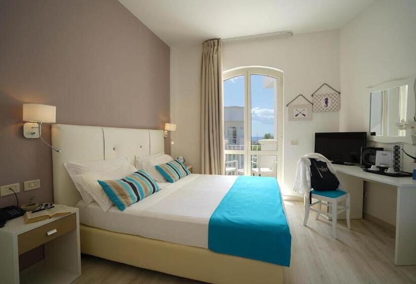 غرفة قياسية ثلاثية مزودة بشرفة, Nicolaus Prime Il Gabbiano