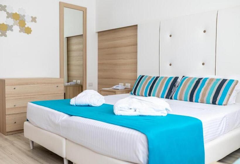 غرفة ديلوكس رباعية, Nicolaus Prime Il Gabbiano