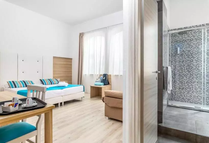 Deluxe Neljän Hengen Huone, Nicolaus Prime Il Gabbiano
