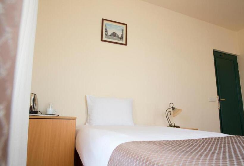 اتاق استاندارد یک نفره, Old City Inn