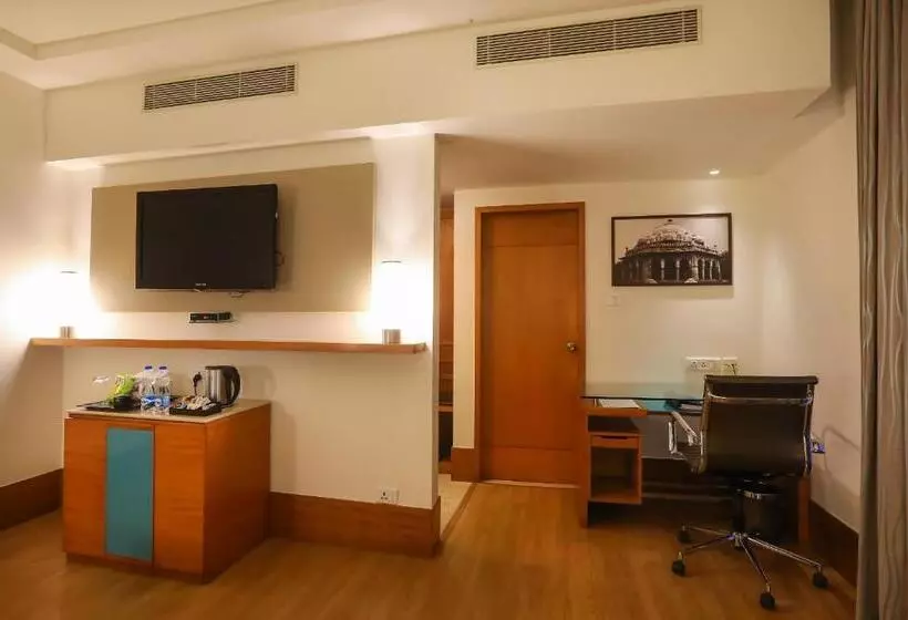 デラックスルーム, Radisson Blu Hotel Chennai City Centre