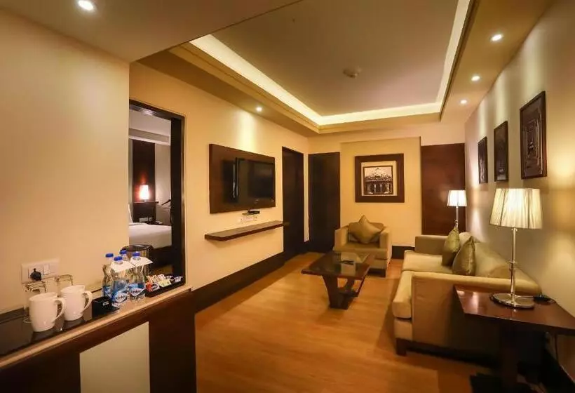 スイート, Radisson Blu Hotel Chennai City Centre
