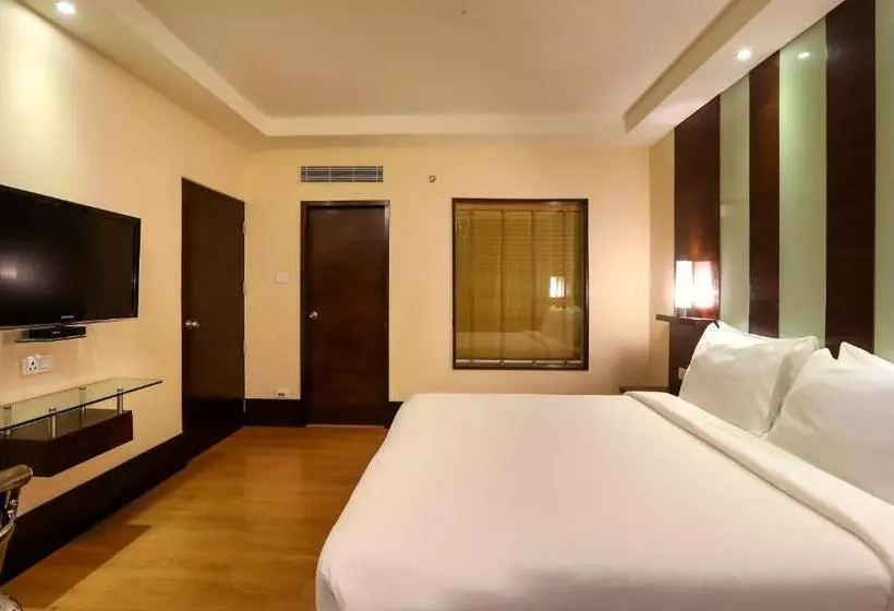スイート, Radisson Blu Hotel Chennai City Centre