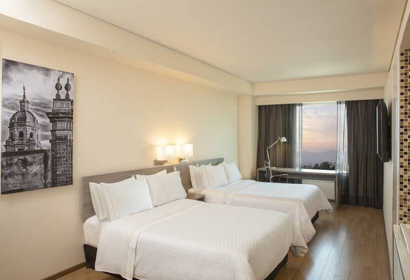 غرفة ديلوكس مطلة على المدينة, Fiesta Inn Morelia Altozano