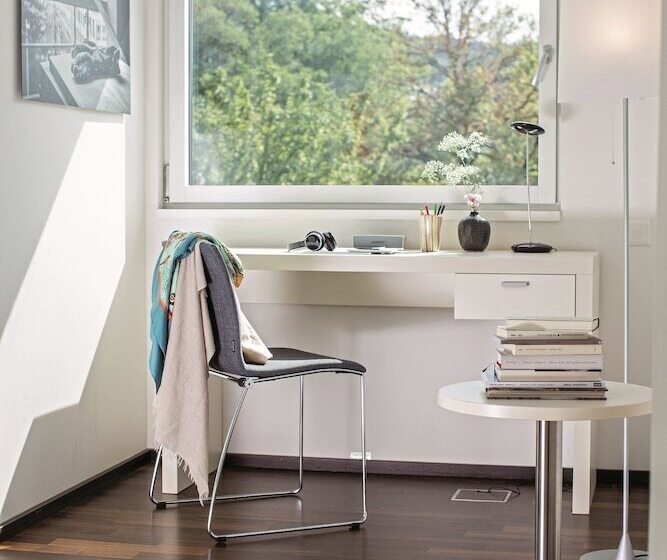 اتاق راحتی, The Flag Zurich