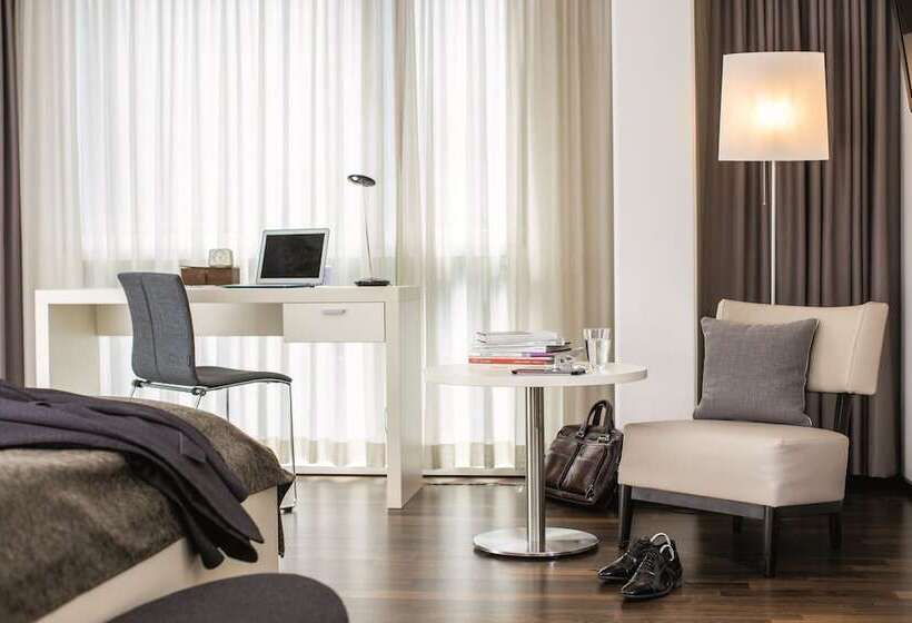 اتاق راحتی, The Flag Zurich