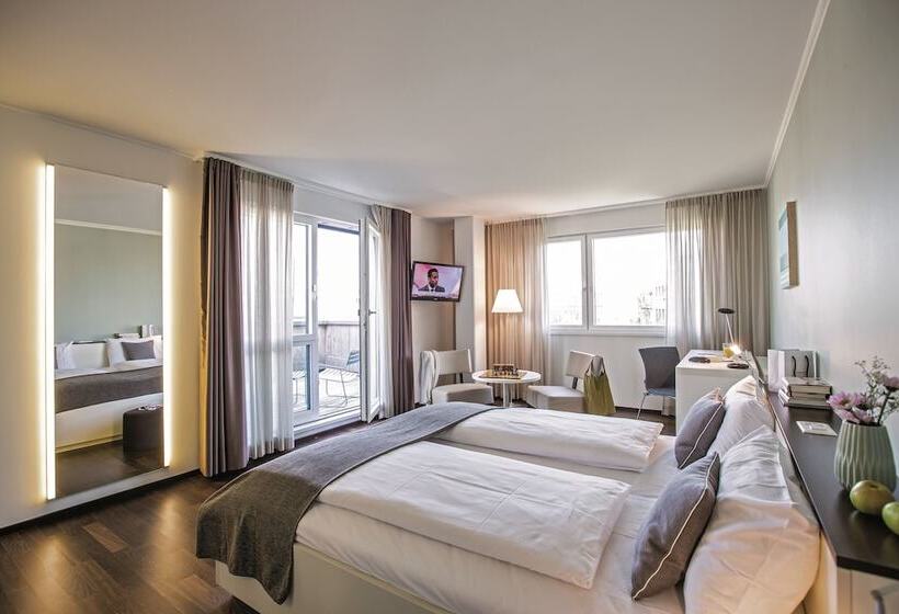 اتاق اجرایی, The Flag Zurich