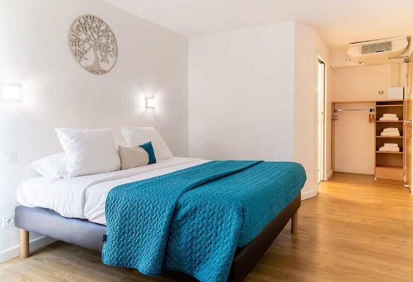 Номер Стандарт Трехместный, The Originals City, Hôtel Le Pavillon, Béziers Est