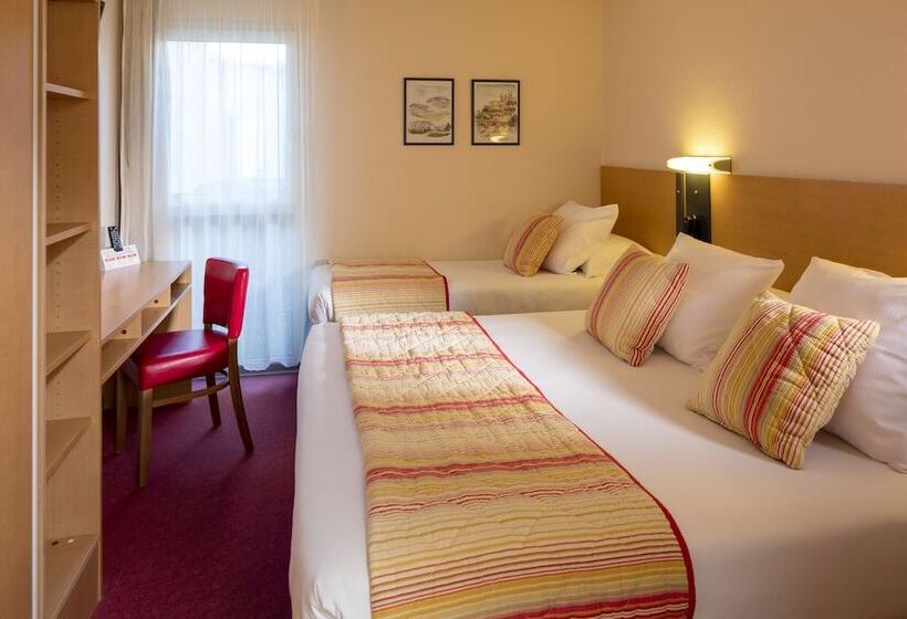 Номер Стандарт Трехместный, The Originals City, Hôtel Le Pavillon, Béziers Est