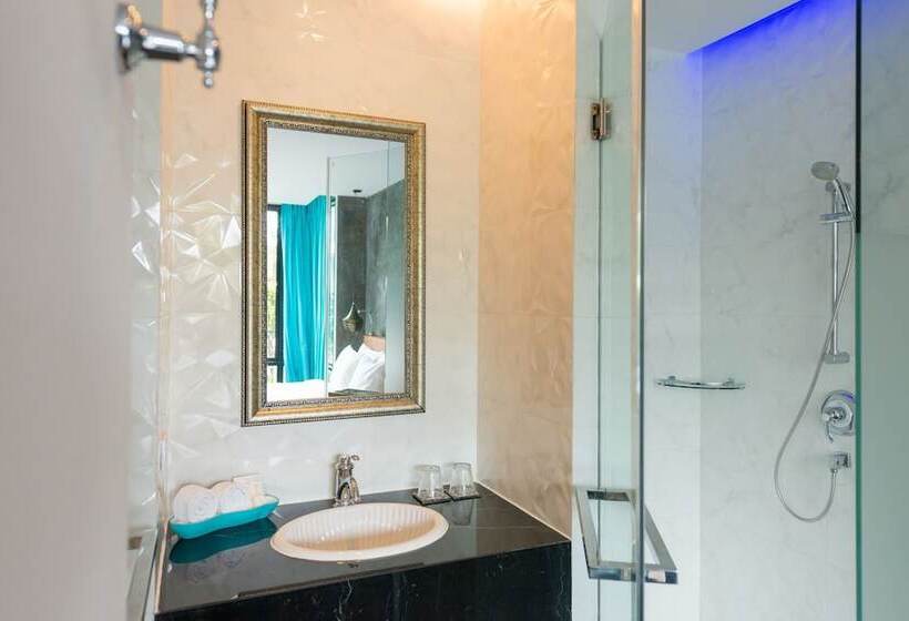 Standard Szoba, The Waters Khao Lak By Katathani   Sha Extra Plus