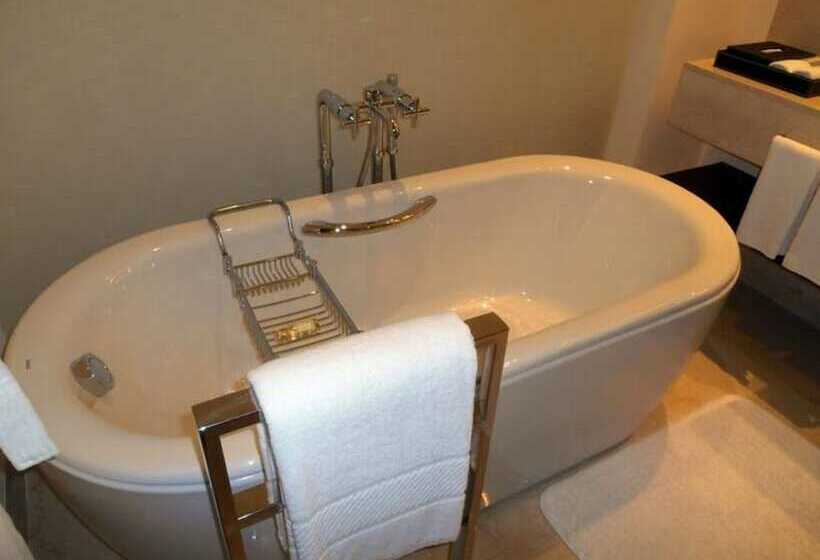 行政套房, Trident Hyderabad