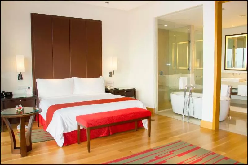 クラブスイート, Trident Hyderabad