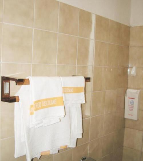 Habitació Triple Estàndard, Tuscolano