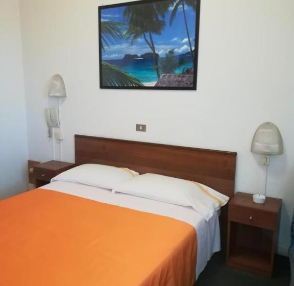 Habitació Estàndard, Tuscolano