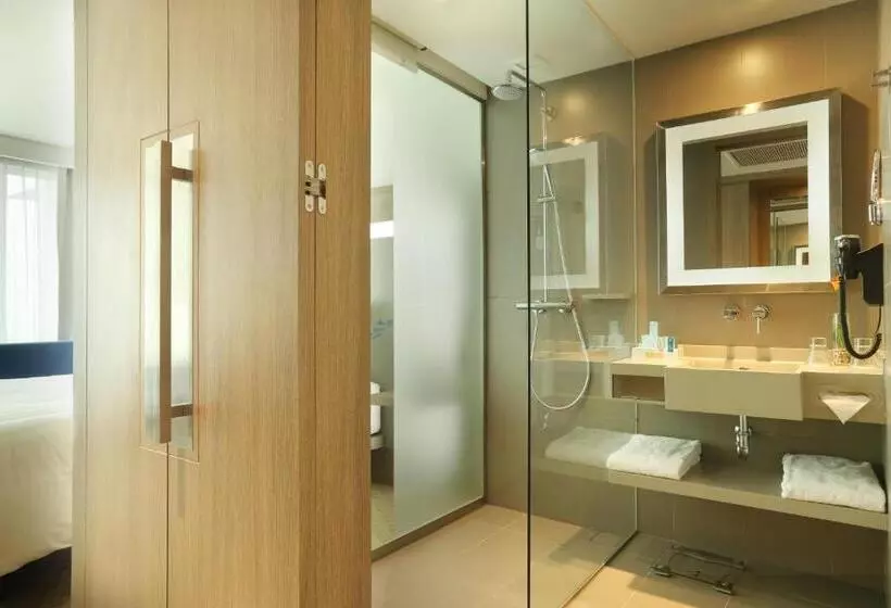 اتاق سوپریور, Novotel Tangerang