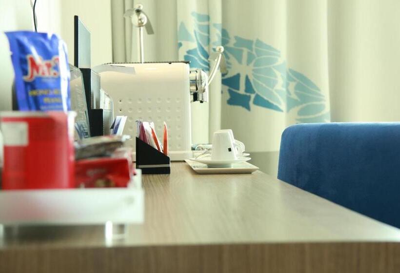 Номер Executive, Novotel Tangerang