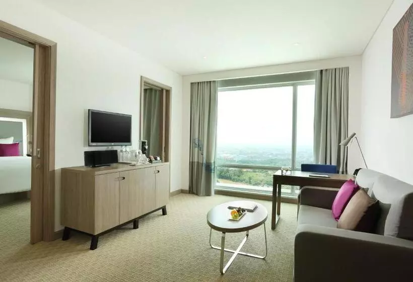 سوییت اجرایی, Novotel Tangerang