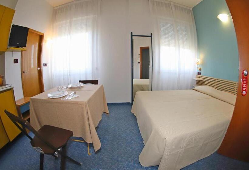Апартаменты 1 Спальня, Residence & Suites