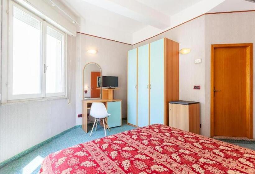 バルコニー付き１ベッドルームアパートメント, Residence & Suites