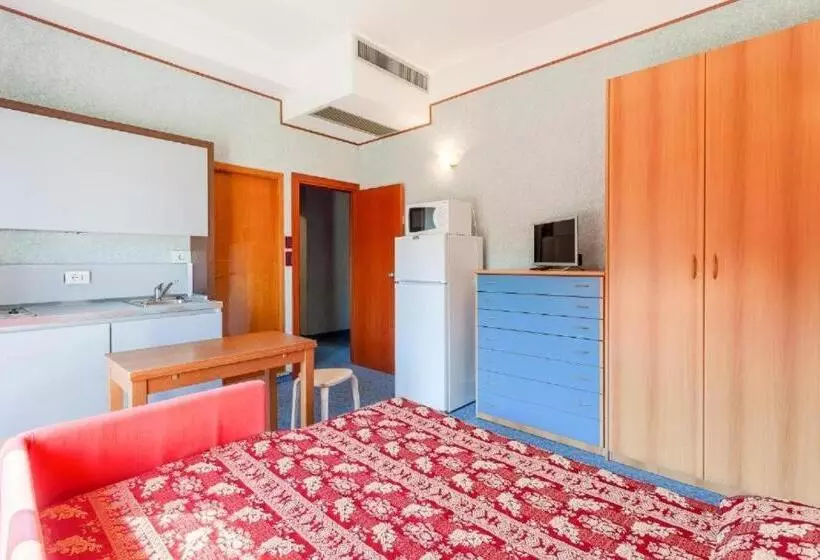 استودیوی استاندارد, Residence & Suites