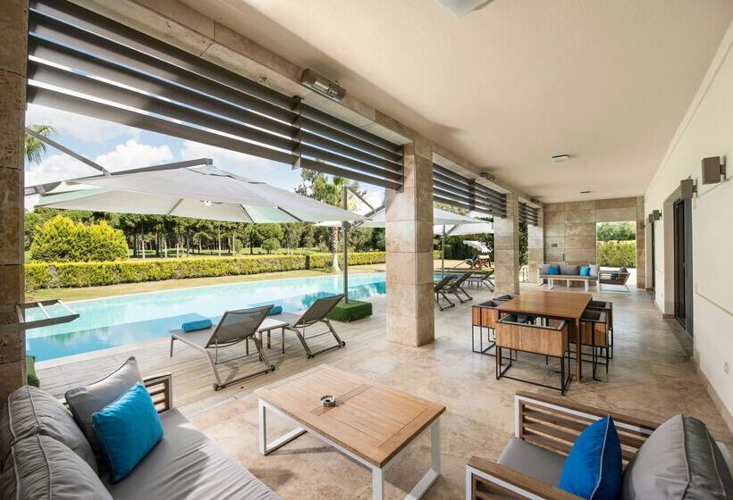 1 Bedroom Villa, Regnum Carya