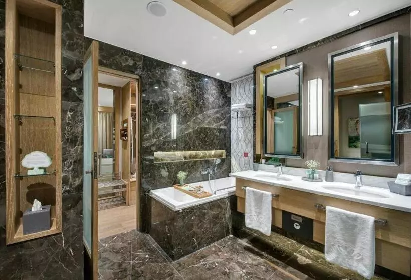 Standard Room Sea View, Regnum Carya