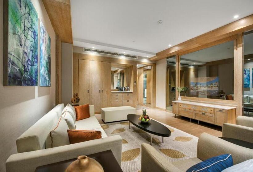 スイート, Regnum Carya