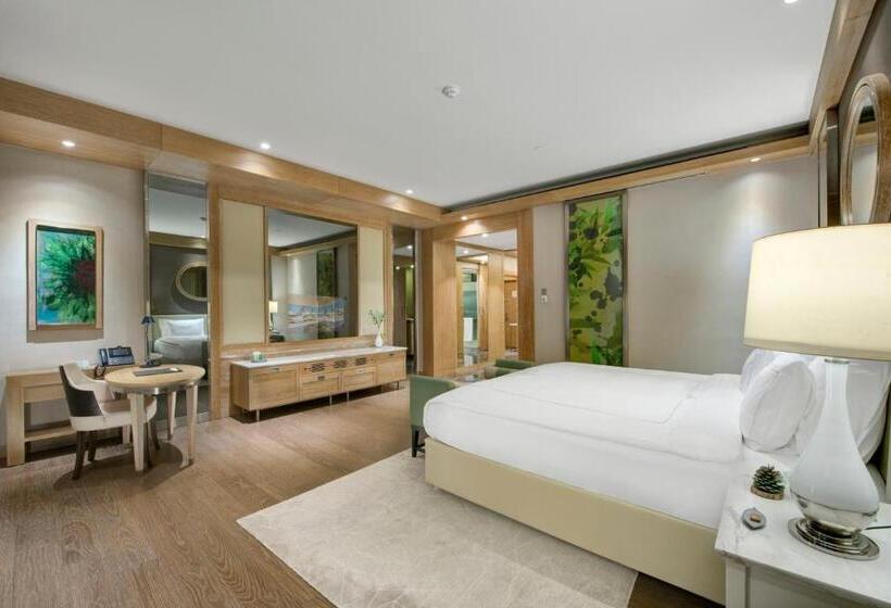 スイート, Regnum Carya