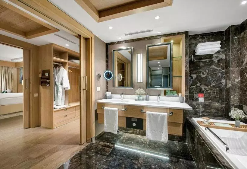 Suite with Pool, Regnum Carya